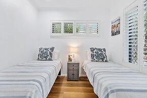 Curlews Nest - Pool BBQ and Beach