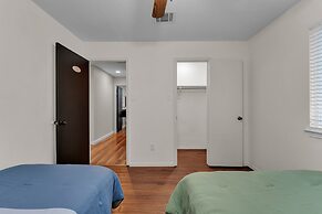 Prime Round Rock, Tx Getaway 4 Bedroom Home