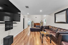 Prime Round Rock, Tx Getaway 4 Bedroom Home