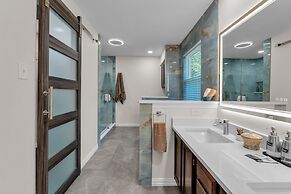 Prime Round Rock, Tx Getaway 4 Bedroom Home