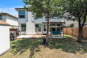 Prime Round Rock, Tx Getaway 4 Bedroom Home