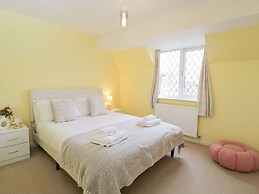 20 Honeycroft