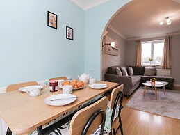 20 Honeycroft