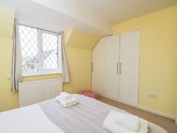 20 Honeycroft