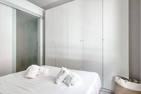 JOIVY Modern City Centre Flat