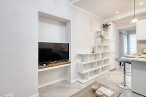 JOIVY Modern City Centre Flat