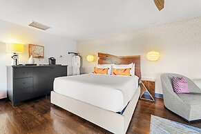 Iris Inn and Cabins