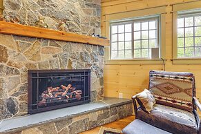 < 5 Mi to Whiteface Mtn Resort: Cabin-style Apt