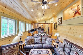 < 5 Mi to Whiteface Mtn Resort: Cabin-style Apt