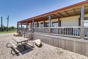 Hunt, Fish, Unwind: Countryside Escape in Texas!