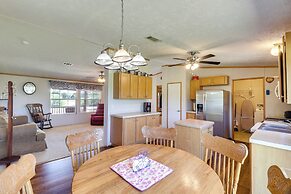 Hunt, Fish, Unwind: Countryside Escape in Texas!