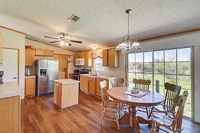 Hunt, Fish, Unwind: Countryside Escape in Texas!