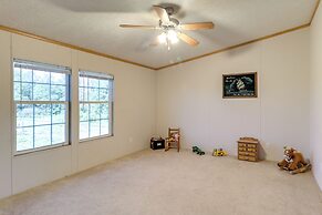 Hunt, Fish, Unwind: Countryside Escape in Texas!