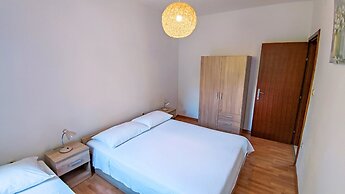 Leana Apartments , Island of Brač