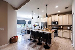 Spacious With Private Pool Ideal for Families