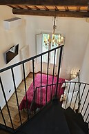 Rocca Contrada relais