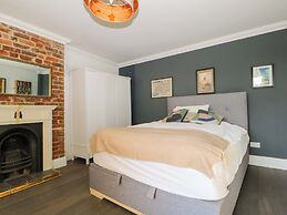 Fairhazel Apartment