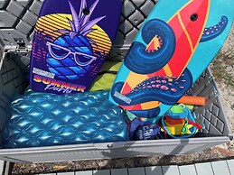 6035 Rookery 3 Dog Yes, Beach Supplies, 2 Pools