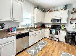 6035 Rookery 3 Dog Yes, Beach Supplies, 2 Pools