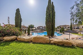 Aa02 Adjacent to Aphrodite Hills- Communal Pool, Garden
