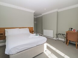 Harcombe House Rooms - First Floor Double