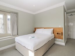 Harcombe House Rooms - First Floor Double