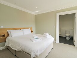 Harcombe House Rooms - First Floor King
