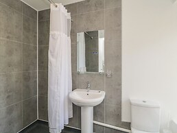Harcombe House Rooms - First Floor Single
