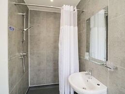 Harcombe House Rooms - First Floor Single