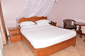 Jevine Hotel