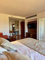 Neper Select Hotel