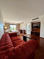 Neper Select Hotel