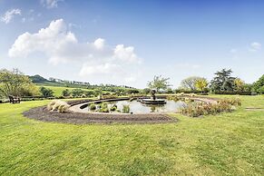 Pebble & Pine at Harcombe House