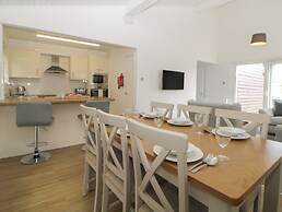 Pebble & Pine at Harcombe House