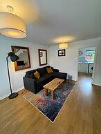 Twickenham Hideaway in London