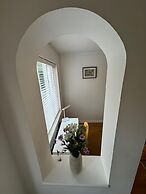 Twickenham Hideaway in London