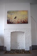 The Twickenham Apartment Near Strawberry Hill