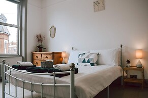 The Twickenham Apartment Near Strawberry Hill