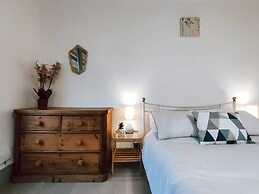 The Twickenham Apartment Near Strawberry Hill