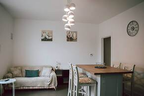 The Twickenham Apartment Near Strawberry Hill