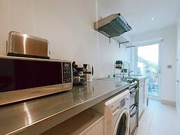 The Sandy Studio Flat in Petersham