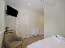 Harcombe House Rooms - First Floor Double