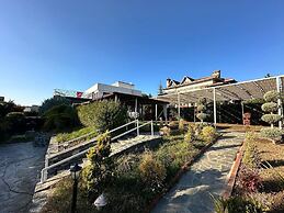 HİDDEN GARDEN SUİT OTEL