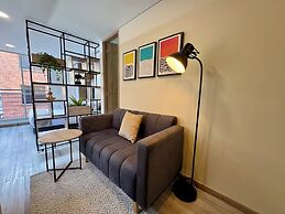 Cozy Loft in 93 park