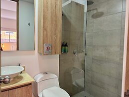 Cozy Loft in 93 park