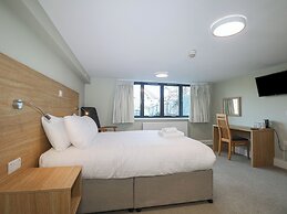 Marine Court Suite