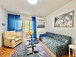 Two Bedroom Apt near Slovenska Beach