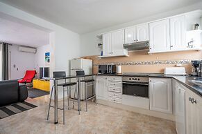 Condo 50m From Los Boliches Beach in Fuengirola