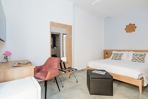 Salvator Rosa Rooms
