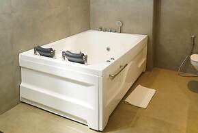 Ramada Encore By Wyndham Chandigarh Zirakpur